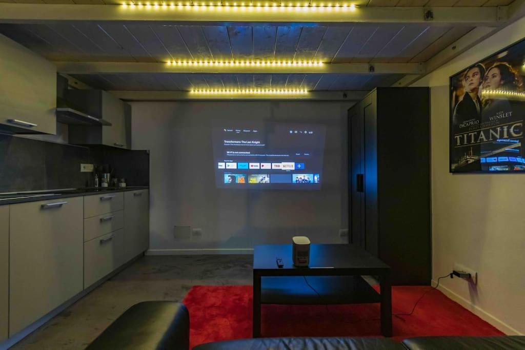 Hollywood Housein The Heart Of Turin Apartment Exterior photo
