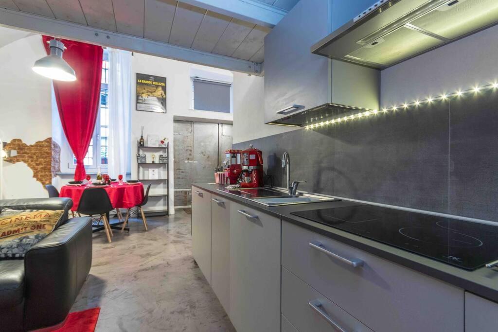 Hollywood Housein The Heart Of Turin Apartment Exterior photo